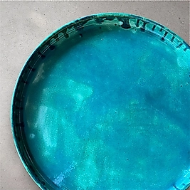 El yapımı dik kenar seramik tabak